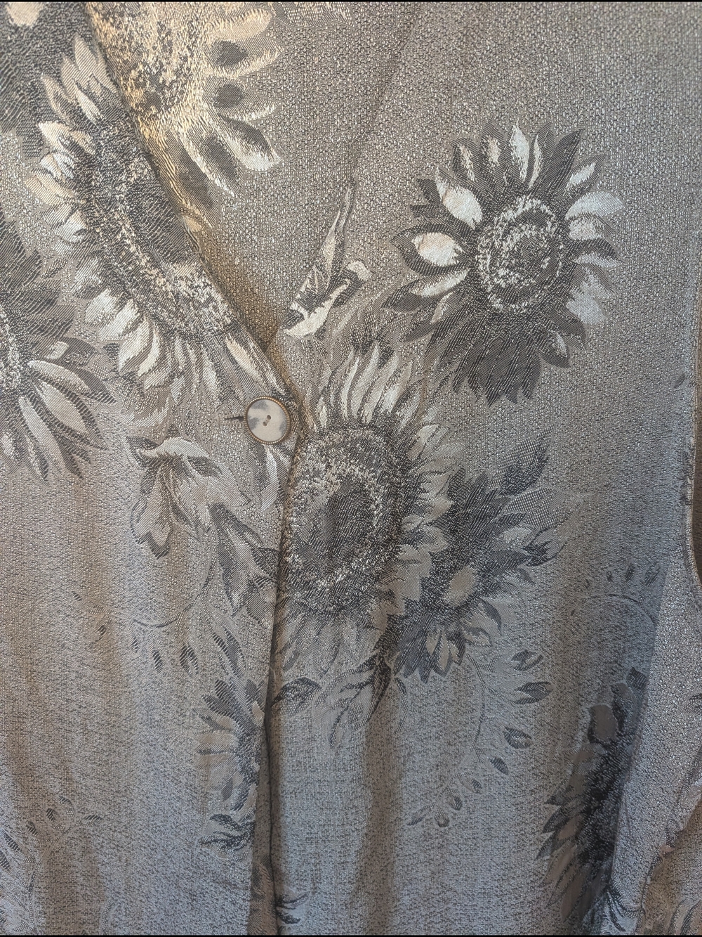 Intriguing Threads Sleeveless Gray Floral Button-Front Top Vest 2X